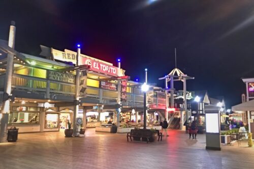 Redondo pier at night.