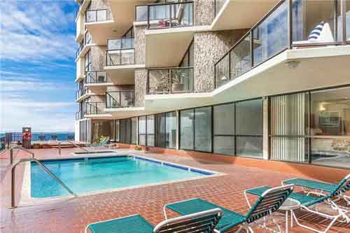 531 Esplanade Redondo Beach oceanview pool.
