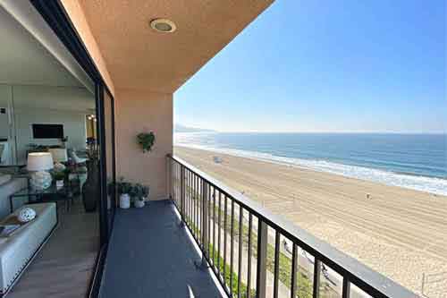 oceanfront condos at 721 Esplanade Redondo Beach, CA 90277