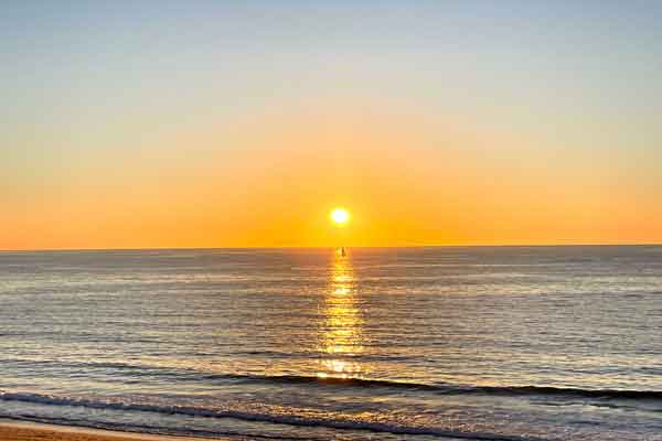 Ocean views fromt the Esplanade in Redondo Beach