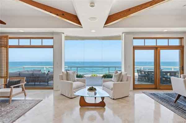 oceanfront home at 807 Esplanade Redondo Beach CA