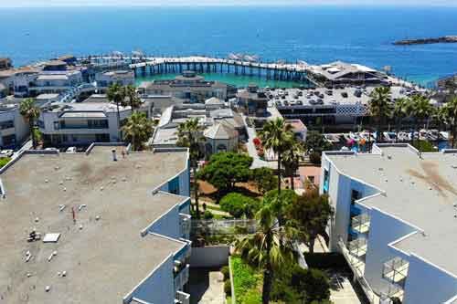 610 The Village near the Redondo pier